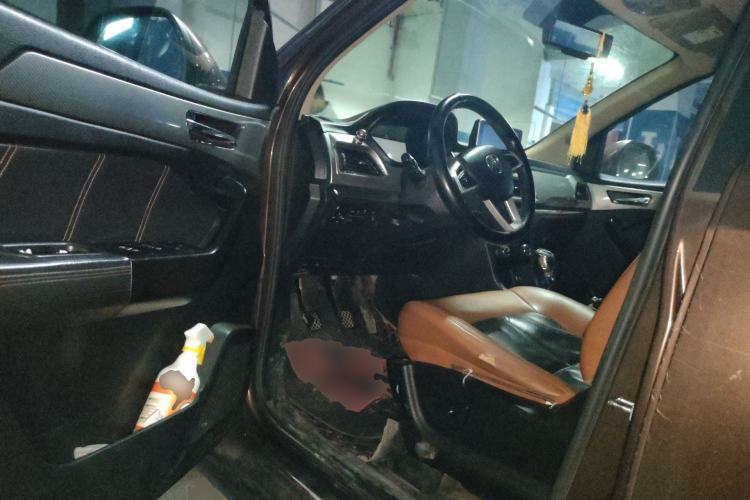 Used BAIC Weiwang M50F 2017 1.5L Luxury Model Driver Seat