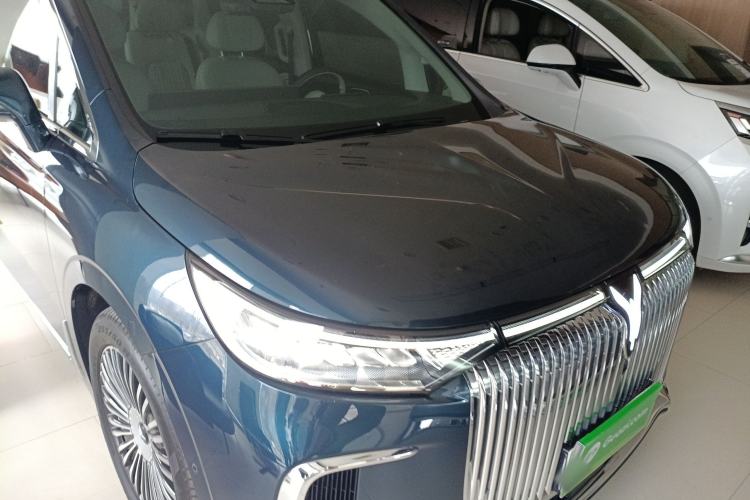 Used VOYAH Dream 2025 PHEV Four-Wheel Drive Excellence Kunpeng Edition Front Right 45 Deg