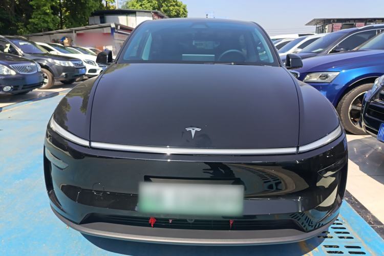 Used Tesla Model Y 2025 Rear-Wheel-Drive Version Front