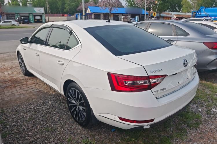 Used Skoda Superb 2016 TSI280 DSG Champion Edition Rear Left 45 Deg
