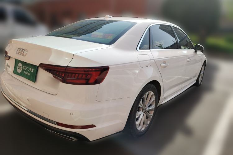 Used Audi A4L 2019 40 TFSI Ambition China VI Rear Right 45 Deg