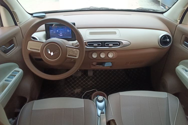 Used Wuling Hongguang MINIEV 2025 Four-Door Version Advanced Edition
