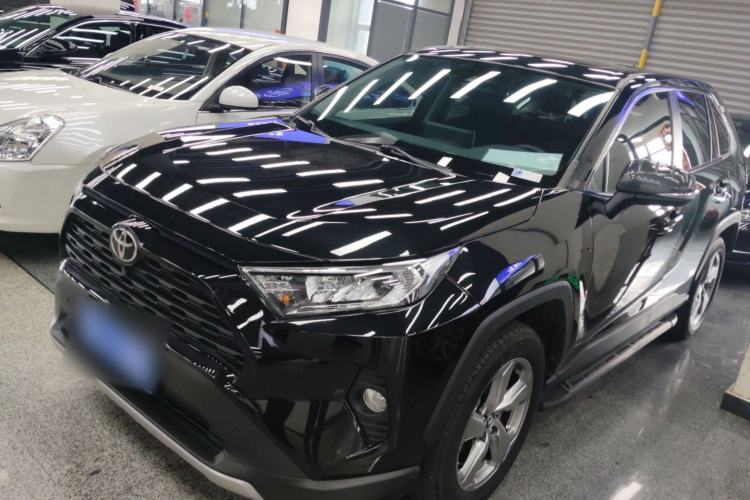 Used Toyota RAV4 2021 2.0L CVT Two-Wheel Drive Fashion PLUS Edition