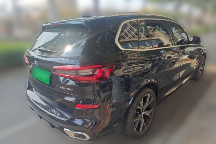 Used BMW X5 2022 xDrive 40Li M Sport Package