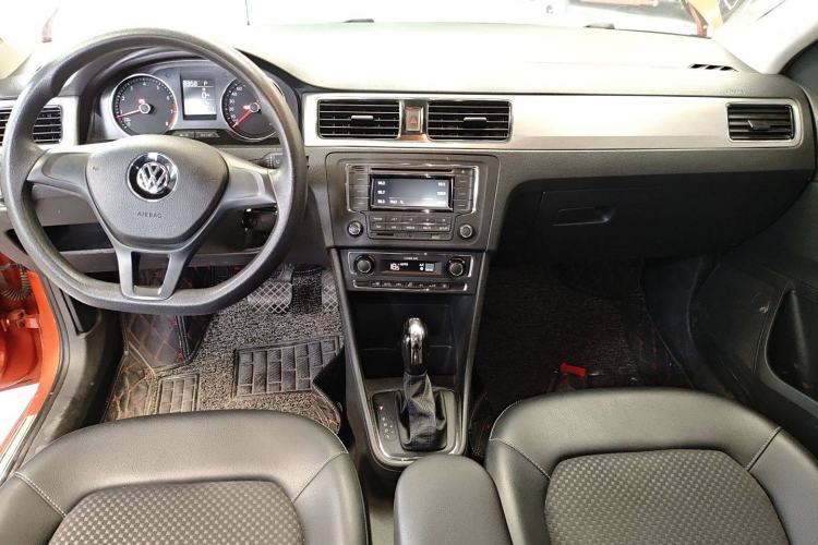 Used Volkswagen Santana 2015 HaoNa 230TSI DSG Comfort Model
