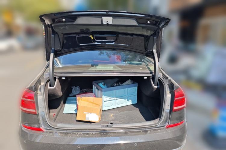 Used Volkswagen Passat 2016 330TSI DSG Luxury Edition Trunk