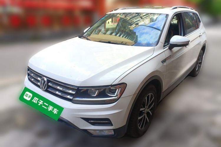 Used Volkswagen Tiguan L 2017 330TSI Automatic Two-Wheel Drive Luxury Edition