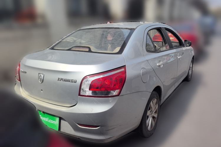 Used Baojun 630 2013 1.5L manual Entry-level trim
