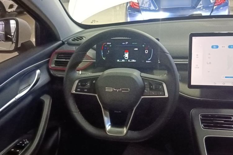 Used BYD Destroyer 05 2023 Champion Edition DM-i 55KM Luxury Model Steering Wheel