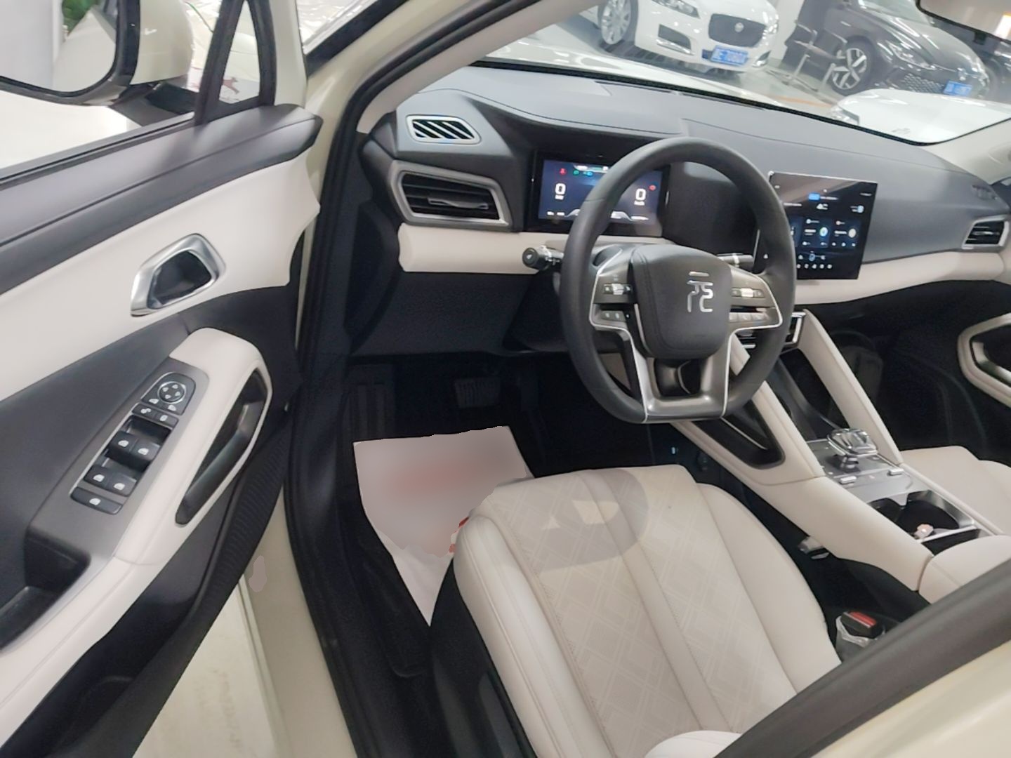 BYD Yuan UP 2024 401 km Active Version — снимка 18