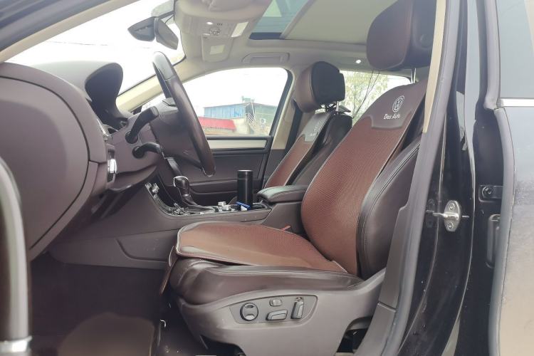 Used Volkswagen Touareg 2017 3.0 TSI Touareg Edition Left Front Seat