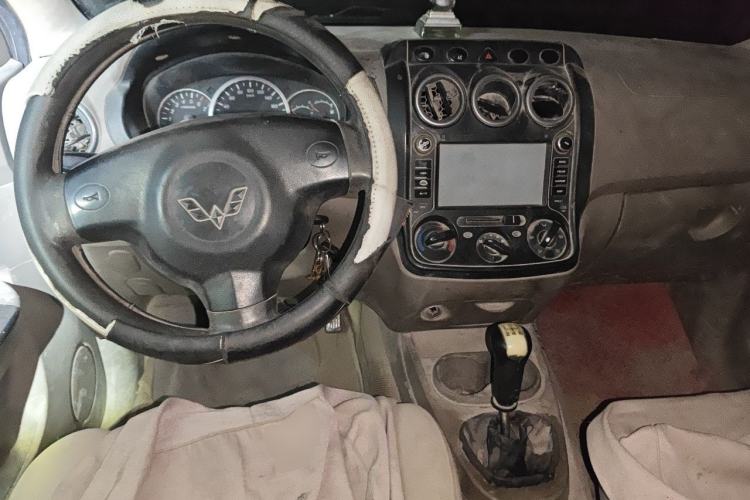 Used Wuling Hongguang 2010 1.4L Standard Version
