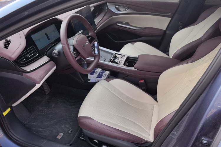 Used BYD Seal 2023 DM-i 1.5L 121km Prestige Model Driver Seat