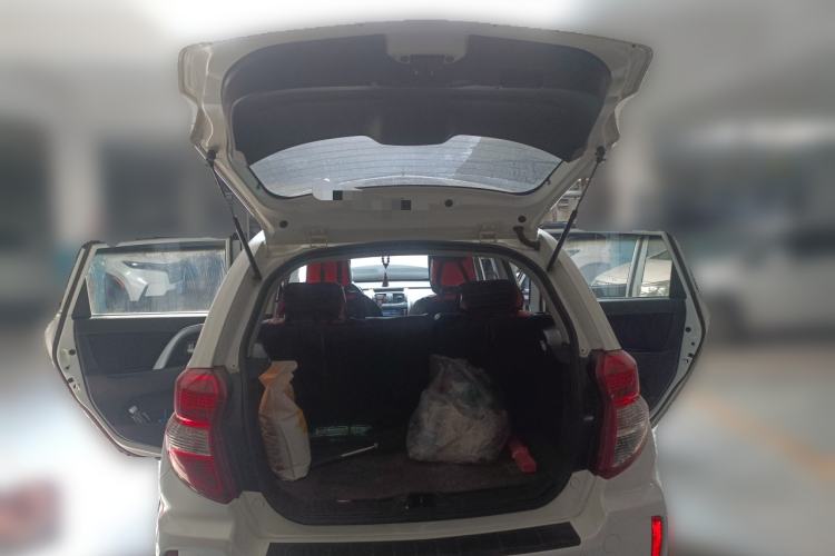 Used CHANGAN CX20 2014 1.4L IMT Sunroof Navigation Version China IV Standard