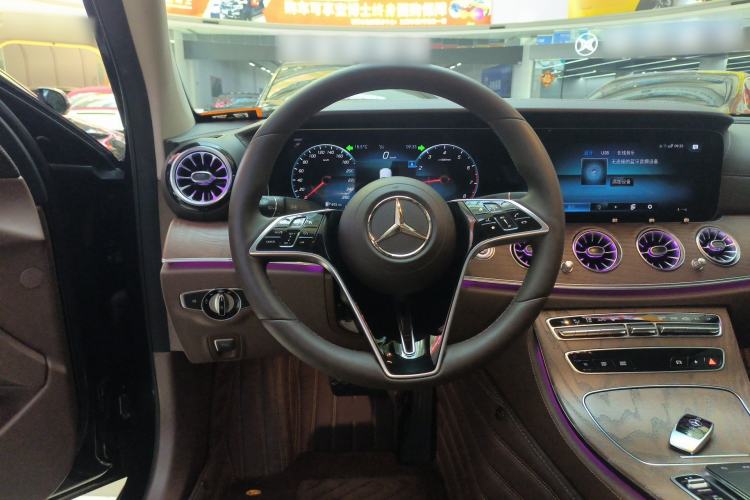 Used Mercedes-Benz E-Class 2022 Updated E 260 L
