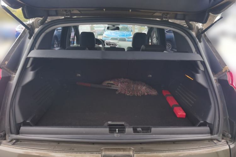 Used Peugeot 3008 2013 2.0L Automatic Trend Edition Trunk