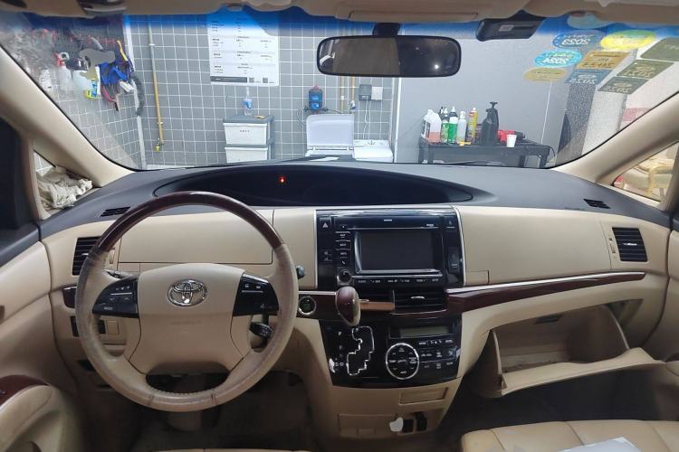 Used Toyota Previa 2012 3.5L 7-Seater Luxury Version
