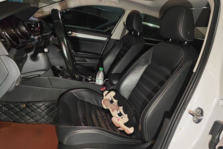 Used Volkswagen Lamando 2015 330TSI DSG Luxury Edition Left Front Seat