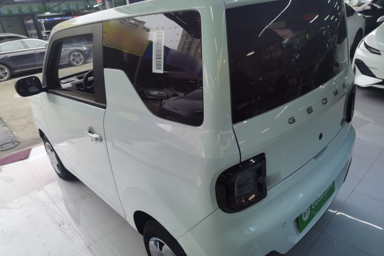 Used Geely Galaxy Panda 2024 Panda Mini 200km Endurance Bear Exterior 2