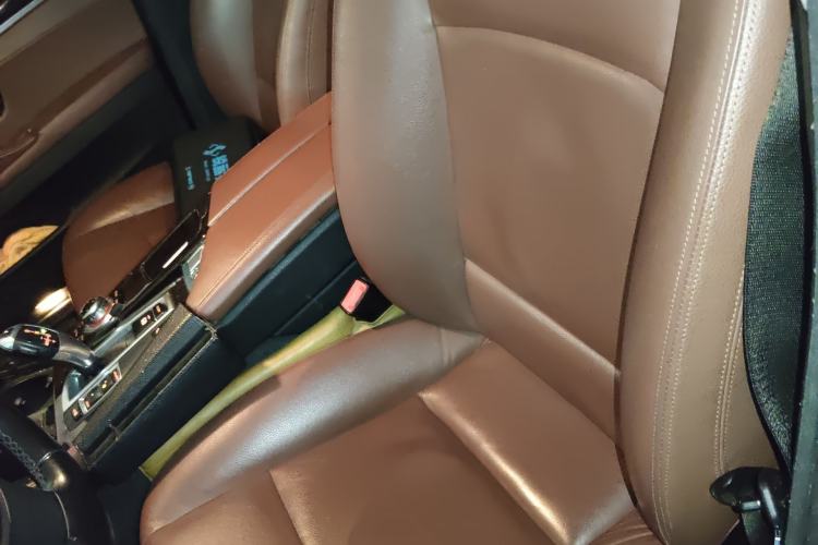 Used BMW 5 Series 2017 525Li Leading Model
