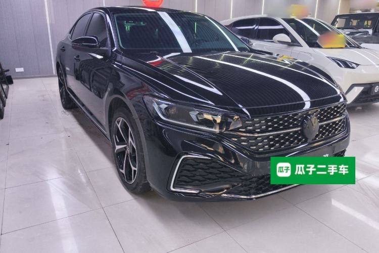 Used Volkswagen Passat 2024 380TSI Starry Dragon Edition Exterior 1