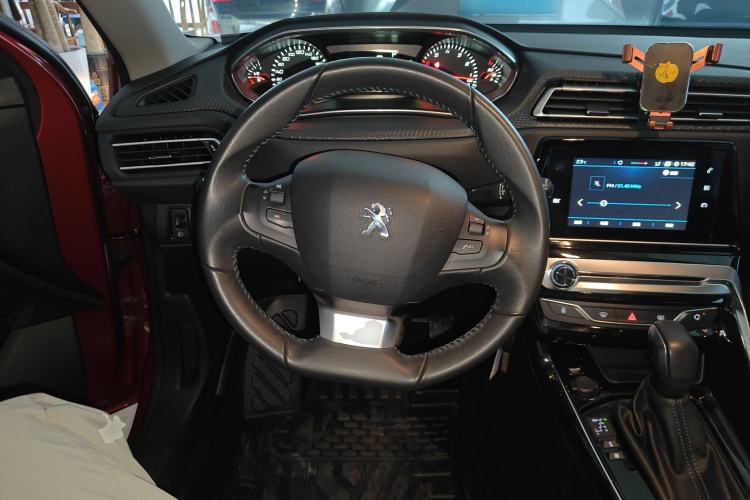 Used Peugeot 308 2019 230THP Automatic Luxury Edition China V Standard Steering Wheel