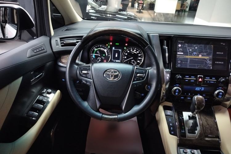 Used Toyota Vellfire 2023 Crown Dual-Engine 2.5L HV Ultimate Edition