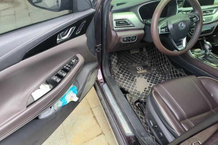 Used CHANGAN Raeton CC 2018 1.5T Automatic Zunya Model China V Standard Driver Seat