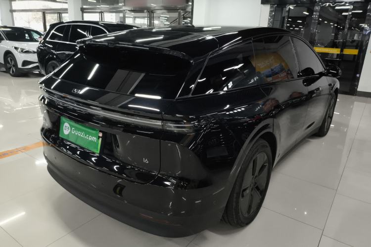 Used Li Auto Li Auto i6 2025 Model Two-Wheel-Drive Standard Type
