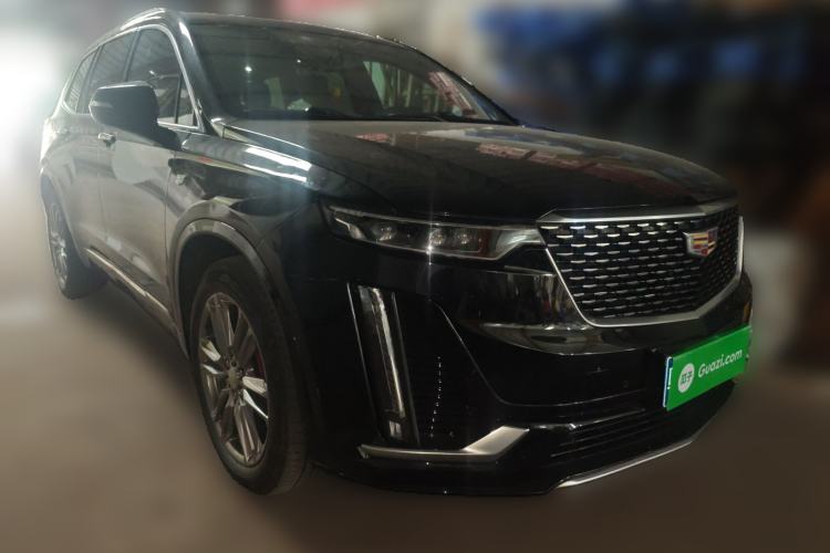 Used Cadillac XT6 2022 2.0T 7-Seater Two-Wheel Drive Luxury Version Front Right 45 Deg