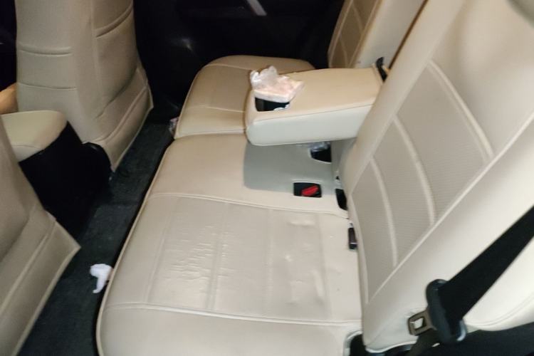 Used Toyota RAV4 2016 2.0L CVT Two-Wheel Drive Fashion Edition China V Standard
