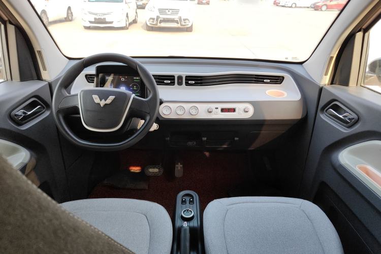 Used Wuling Hongguang MINIEV 2022 Macaron Premium Model – Lithium Iron Phosphate