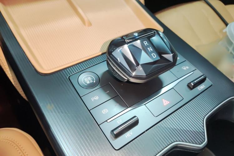 Used BYD Song L DM-i 2025 Intelligent Driving Version 112 km Leading Trim
