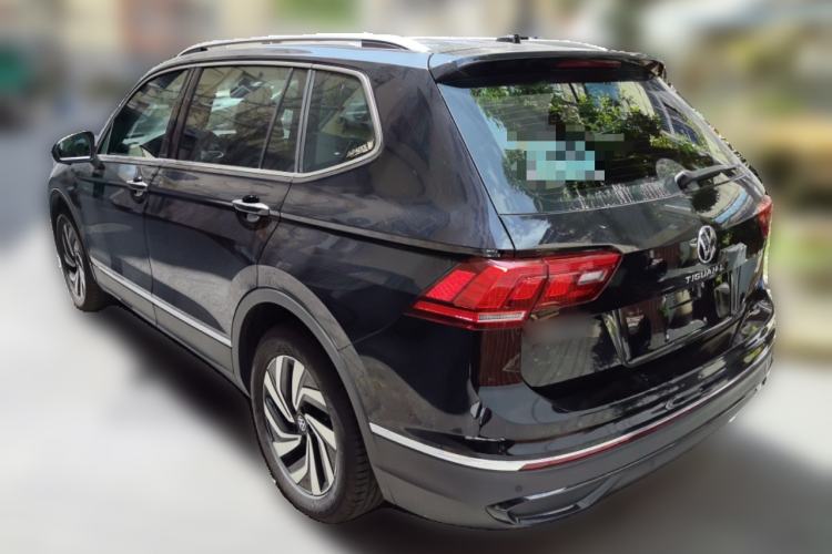 Used Volkswagen Tiguan L 2025 Model, Outstanding Version, 300TSI Automatic Two-Wheel Drive Longteng Edition