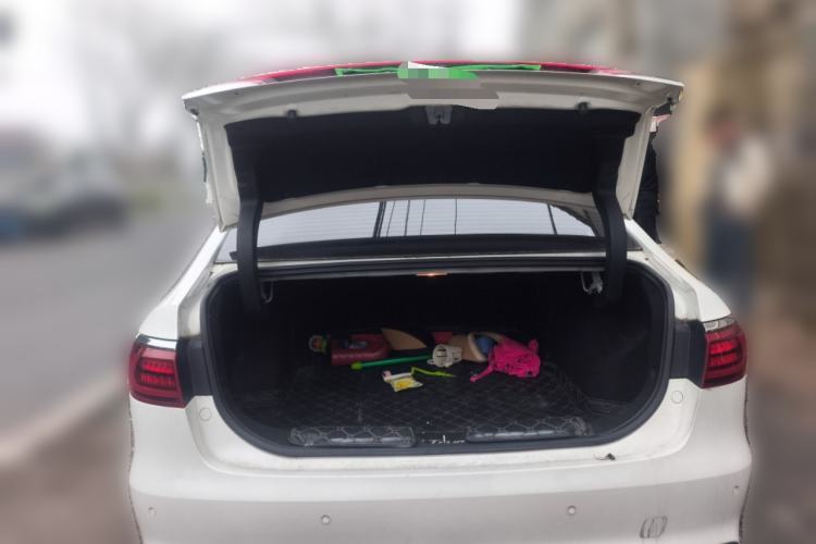 Used GAC Trumpchi GA6 2019 270T Automatic Prestige Edition Trunk