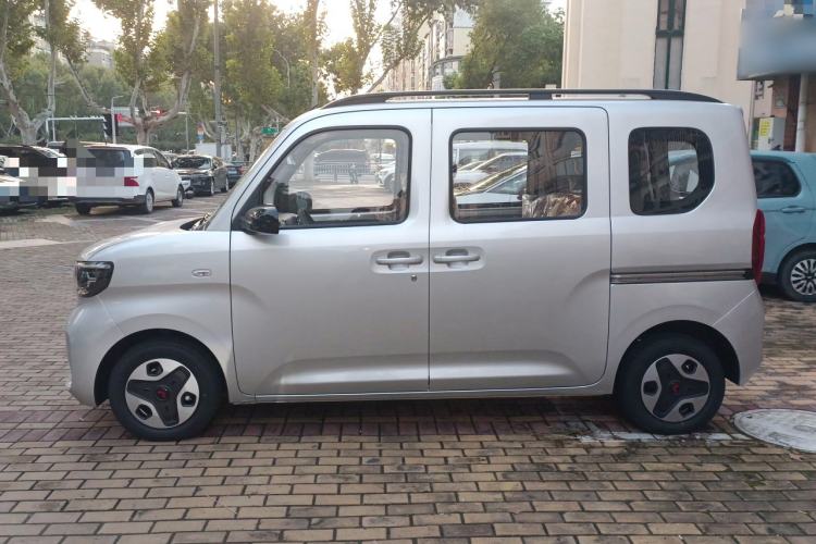 Used Wuling Zhiguang New Energy 2025 Model 305km Ambitious Edition