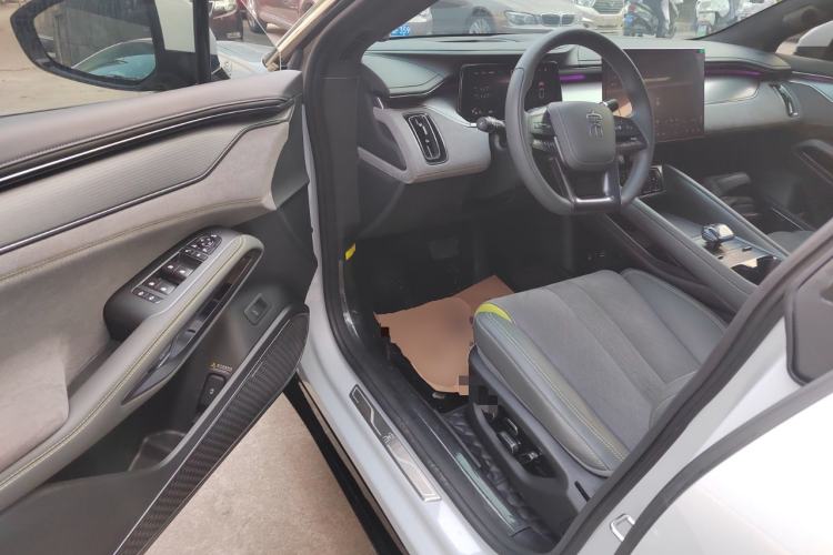 Used BYD Song L EV 2024 602 km All-Wheel-Drive Excellence Version
