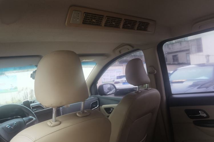 Used Wuling Hongguang 2015 1.5L S1 Luxury National Emission Standard V