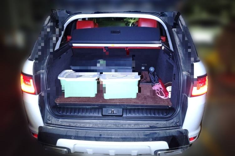 Used Land Rover Range Sport 2022 3.0 L6 YAO Black Edition Trunk