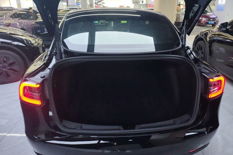 Used Tesla Model 3 2022 Rear-Wheel-Drive Version