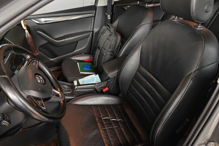 Used Skoda Octavia 2017 1.6L Automatic Chuanxing Edition Left Front Seat