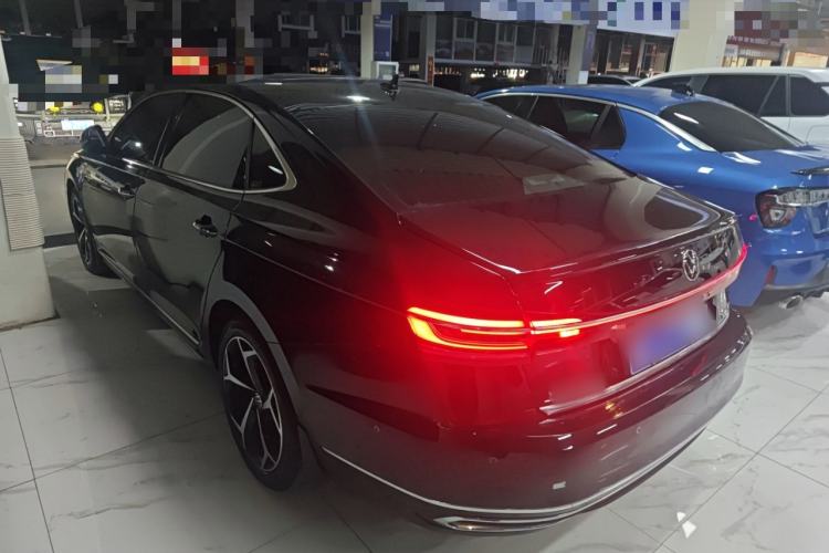 Used Volkswagen Passat 2023 Restyled 330TSI Starry Luxury Edition