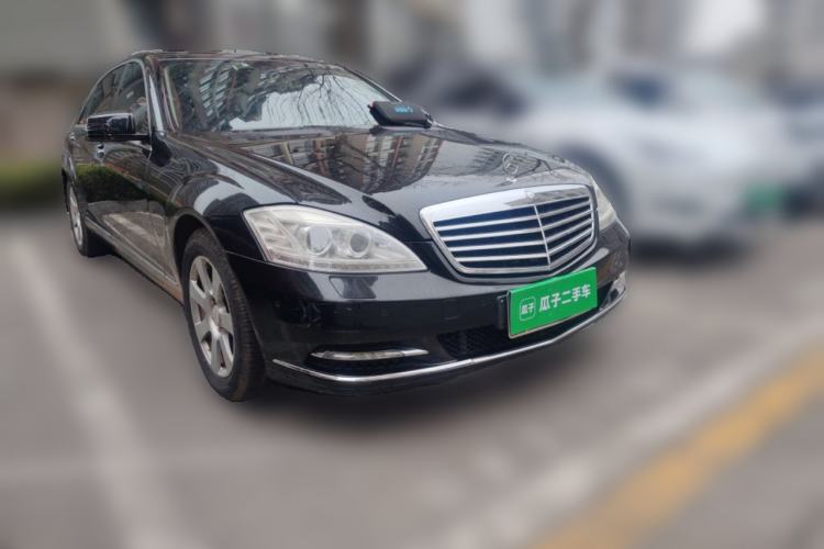 Used Mercedes-Benz S-Class 2012 S 300 L Business Standard Model
