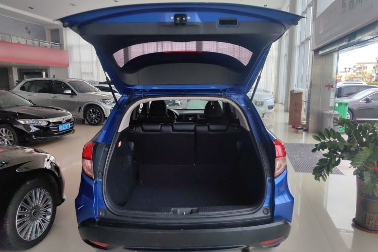 Used Honda Vezel 2016 1.8L CVT Front-Wheel Drive Pioneer Edition
