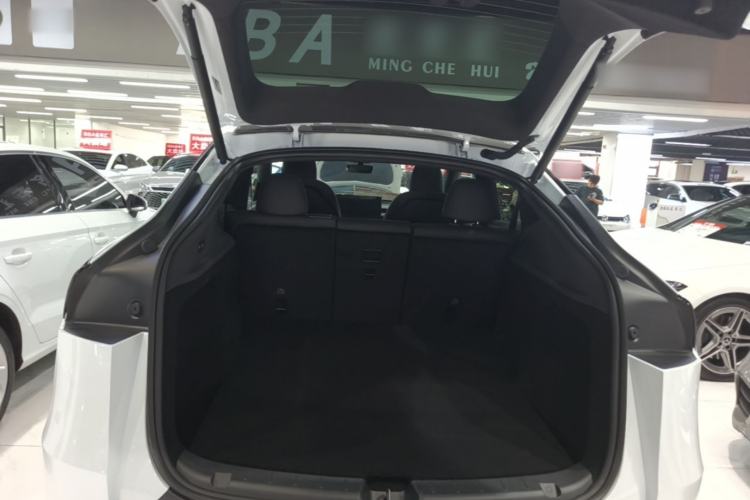 Used Tesla Model Y 2026 Rear-Drive Model
