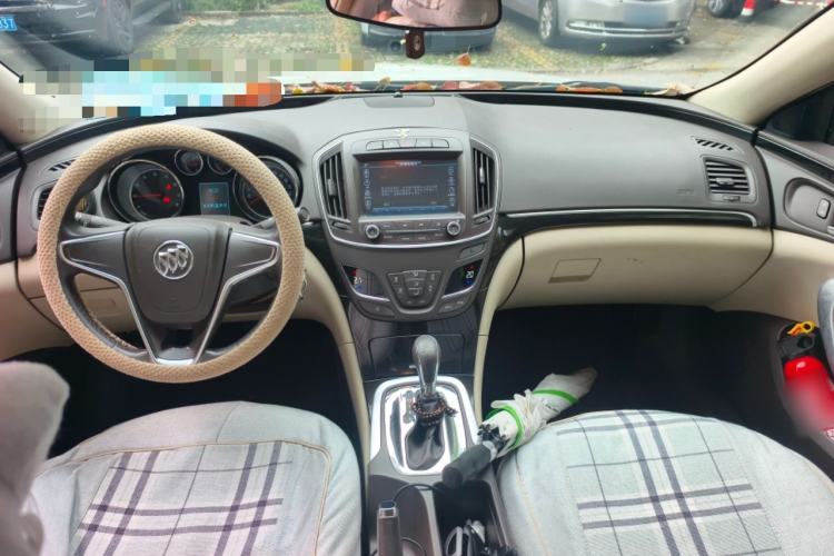 Used Buick Regal 2015 2.0L Leading Fashion Edition