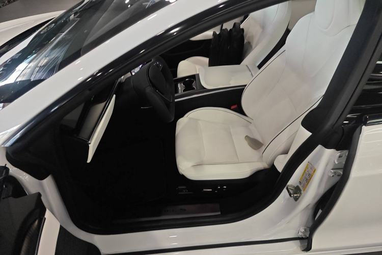 Used Tesla Model S 2023 Three-Motor All-Wheel-Drive Plaid Version
