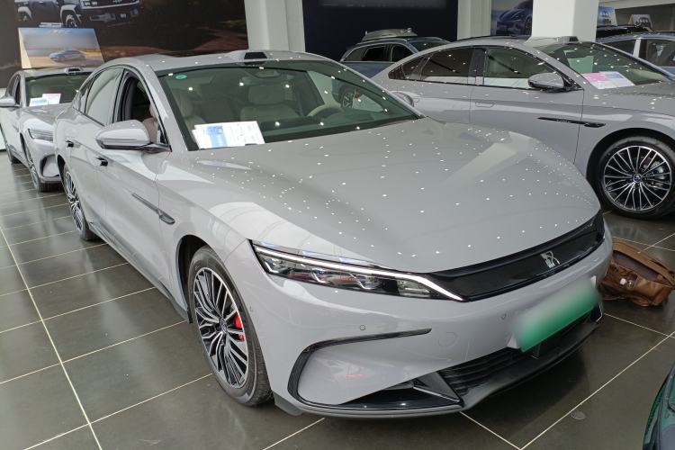Used BYD Han 2025 EV with 701 km of Laser Radar-Enabled Intelligent Driving