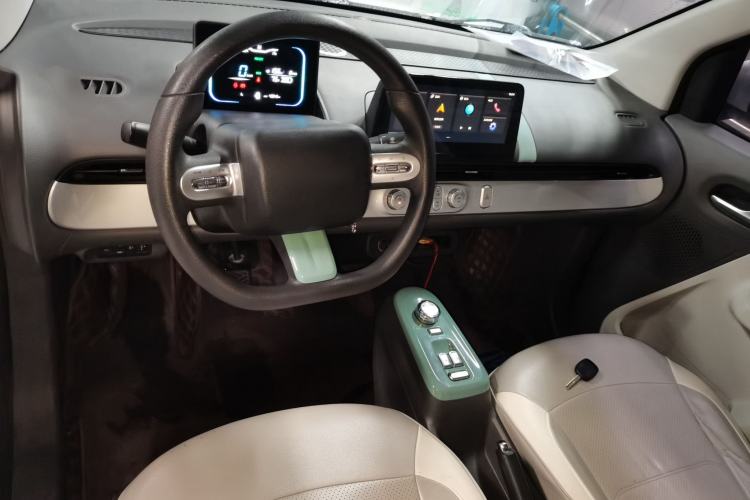 Used CHANGAN NEVO Lumin 2022 210km Sweet Edition Center Console