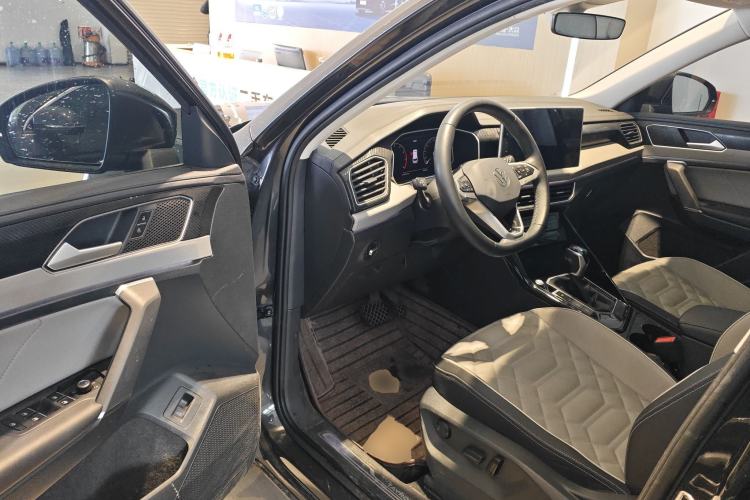 Used Volkswagen Tayron 2023 280TSI Two-Wheel-Drive Luxury Plus Advanced Version